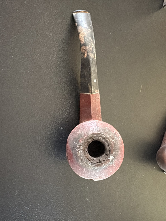 Vintage briar tobacco pipe