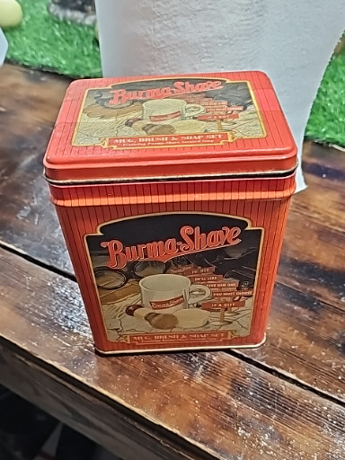 Vintage metal tin collector's case for Burma-Shave shaving products