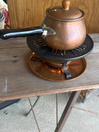Hammered copper fondue pot with burner stand and lid, Swiss Stöckli-style