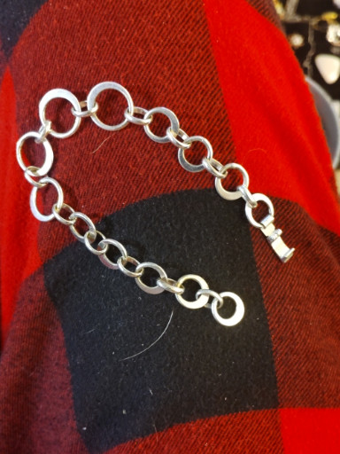 Sterling silver link bracelet with toggle clasp
