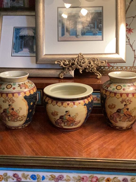 Set of three ceramic jardinieres in Satsuma style with hand-painted geisha and floral motifs
