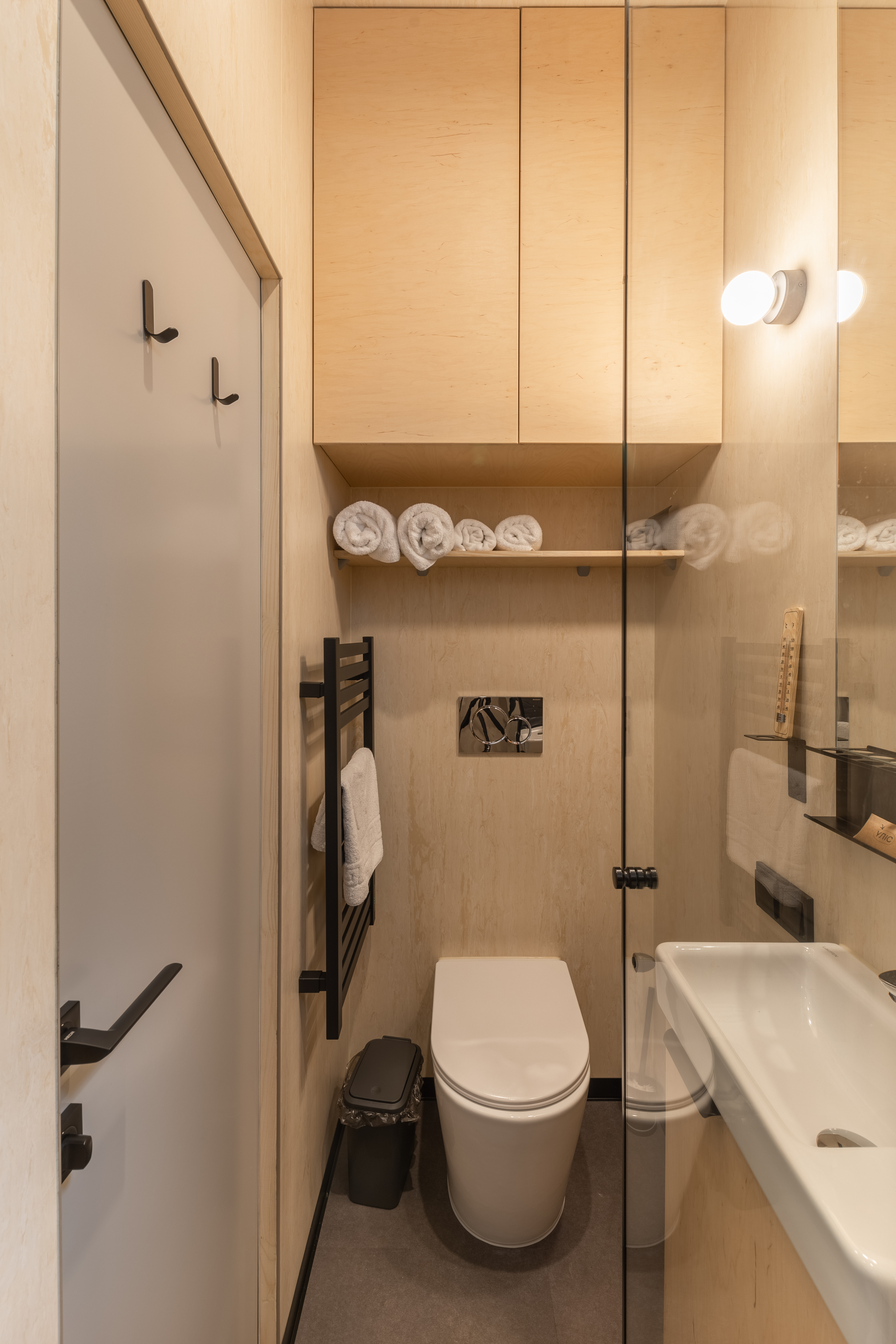Model 1 Interior - Image 4