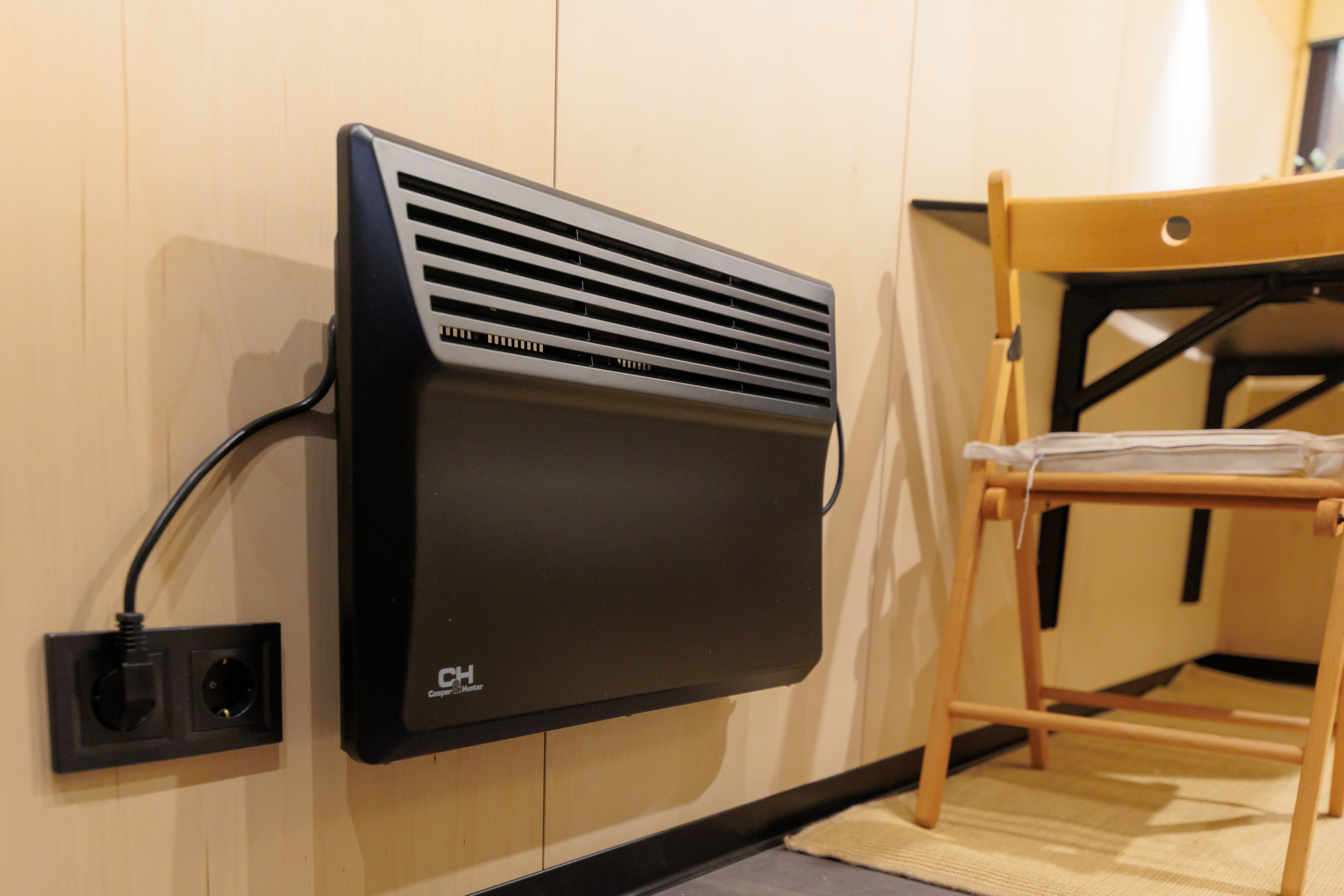 Model 2 Appliances & Details - Image 7