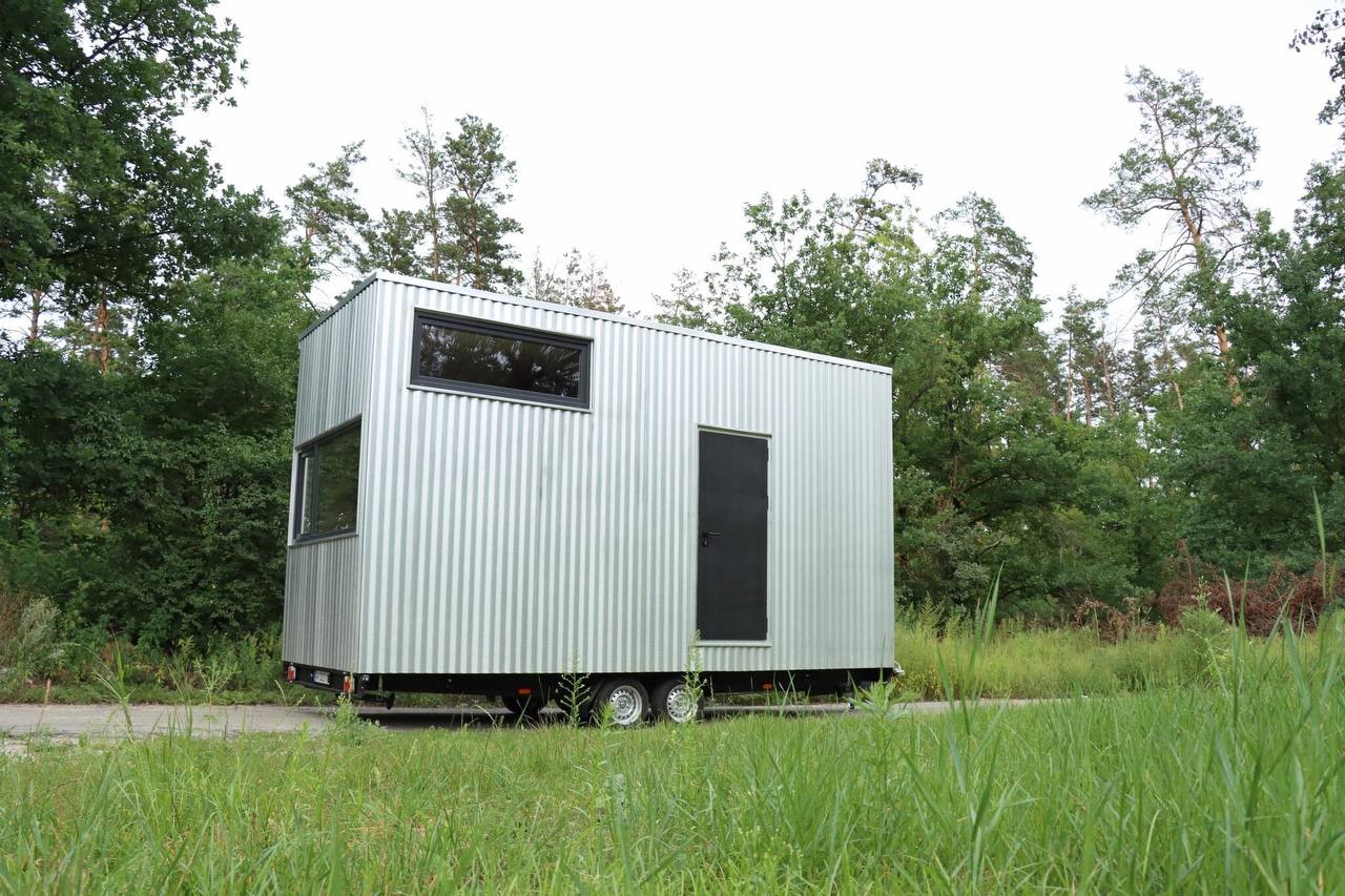 Model 2 Mobility - Image 3