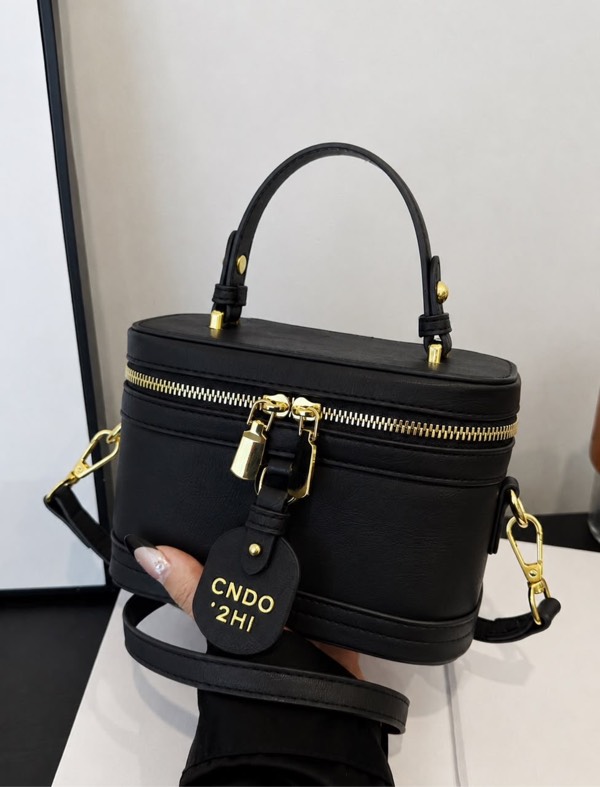 Sac à main femme noir élégant