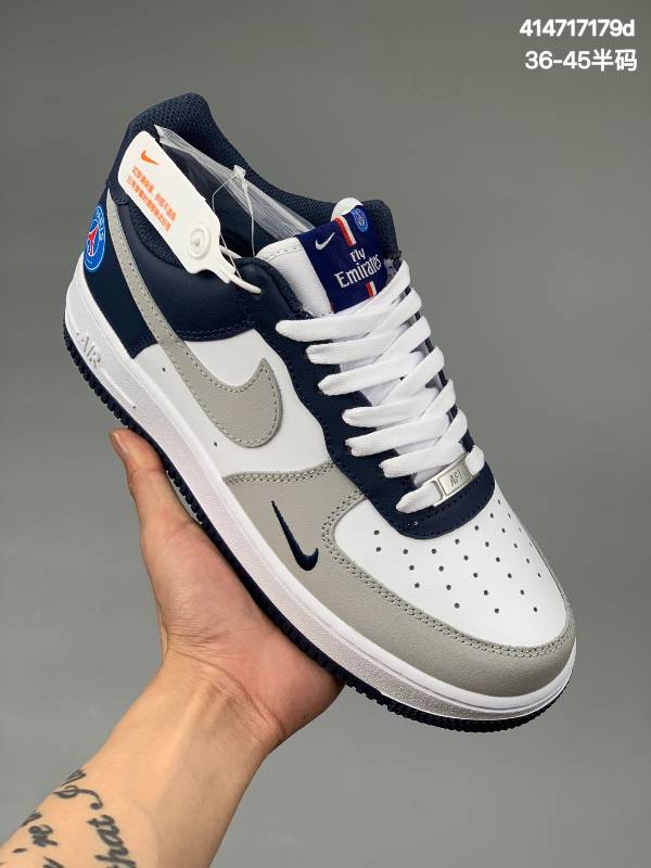 AIR FORCE 1 x PSG 🥶🔥

#MunguMbele