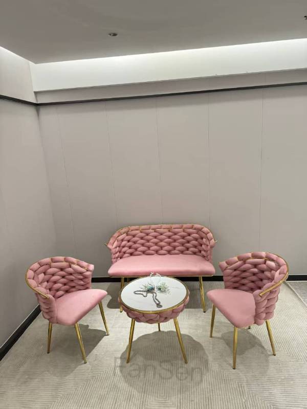 Salon luxe tressé rose — Canapé 
+ 2 fauteuils + table basse
