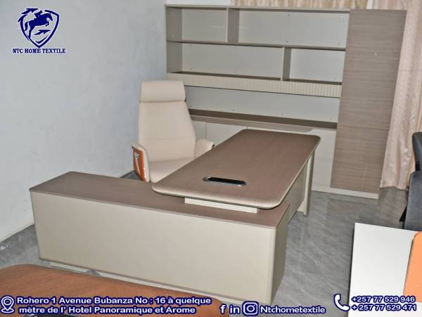 Bureau direction PDG en L
+ fauteuil + bibliothèque