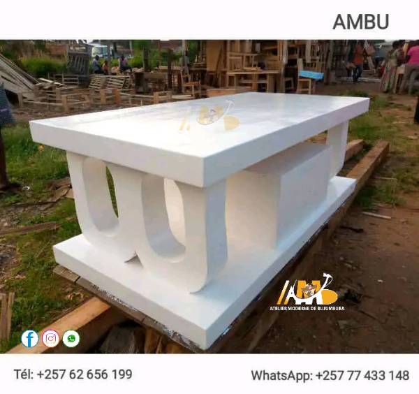Table de salon moderne Double Zero.