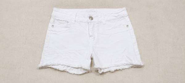 Des petites culottes pour l'été 
Friperie en bon état