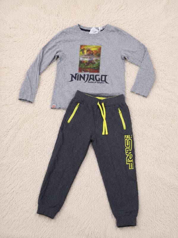Complet(friperie)pour enfant garçon ou fille