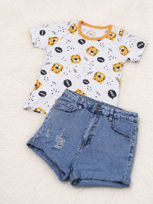 Complet d'un short et t-shirt (friperie)