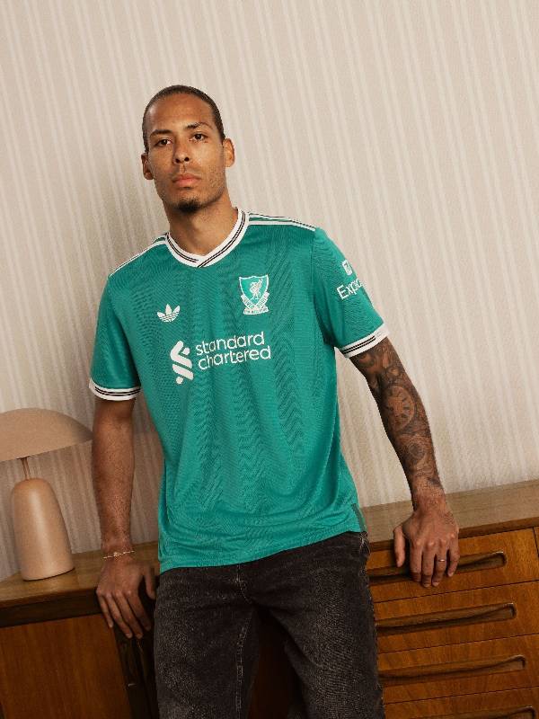 Jersey: Liverpool third kit✨️