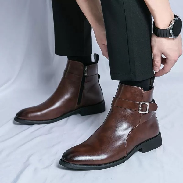 casual shoes