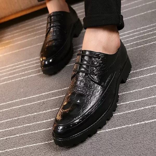 casual shoes