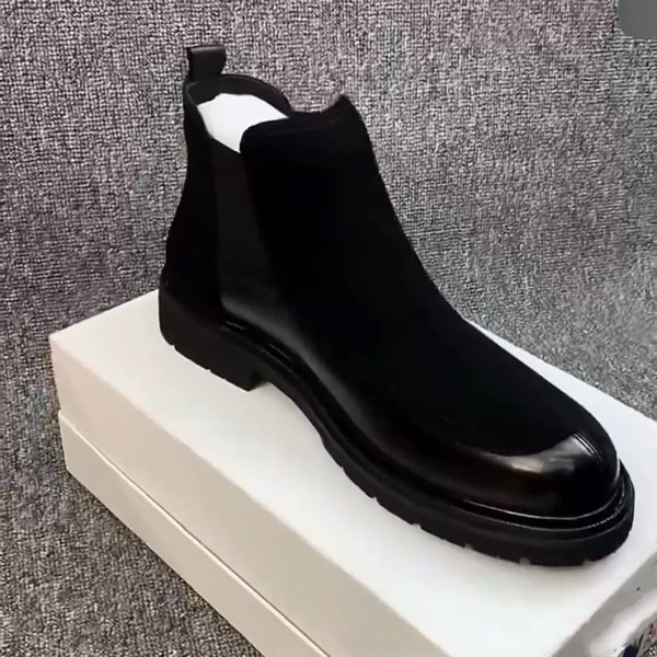 casual shoes