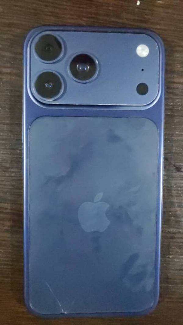 IPHONE 17 PRO MAX