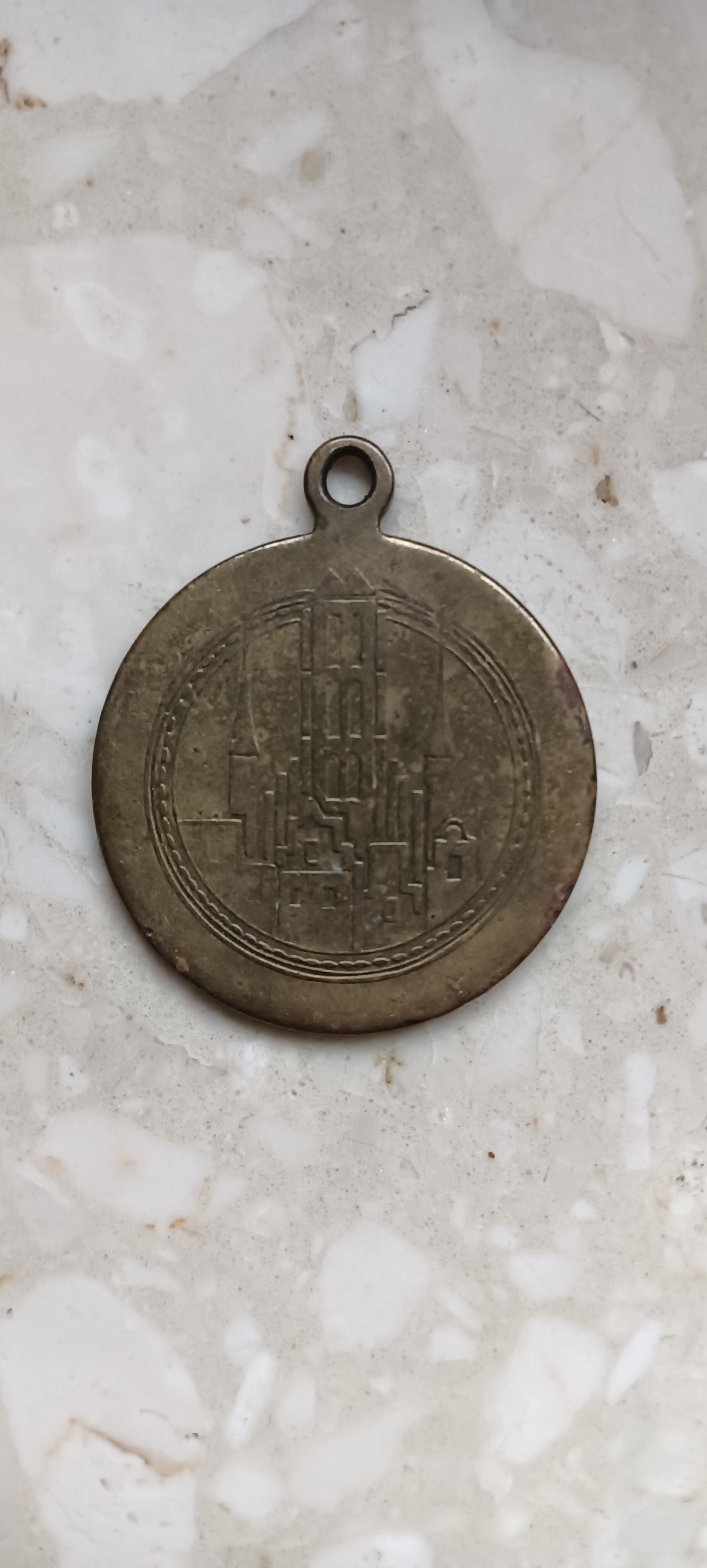 Brelok? Medal? - zdjecie 2