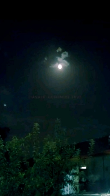 "Allah Hu Akbar, Name of Prophet Hazrat Muhammad (S.A.W) Seen in Tral
