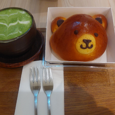 whiteberrybear