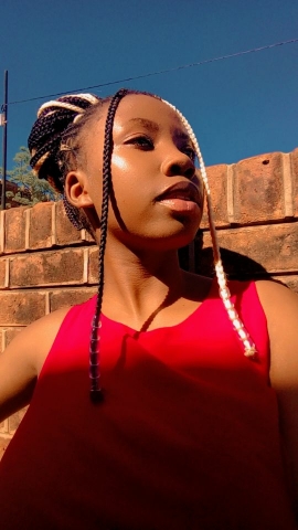 Ellah phinifolo
