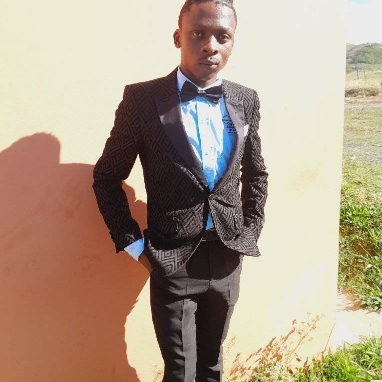 Mzwandile Zakade