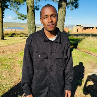 Luzuko Nkalweni
