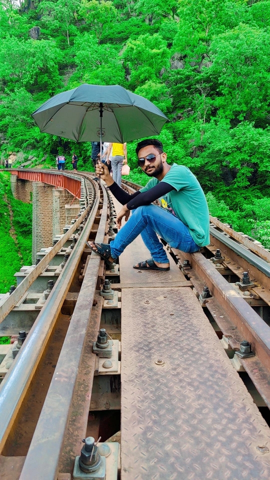 सलीम🌹🌹🌹🌹🌹🌹🌹🌹