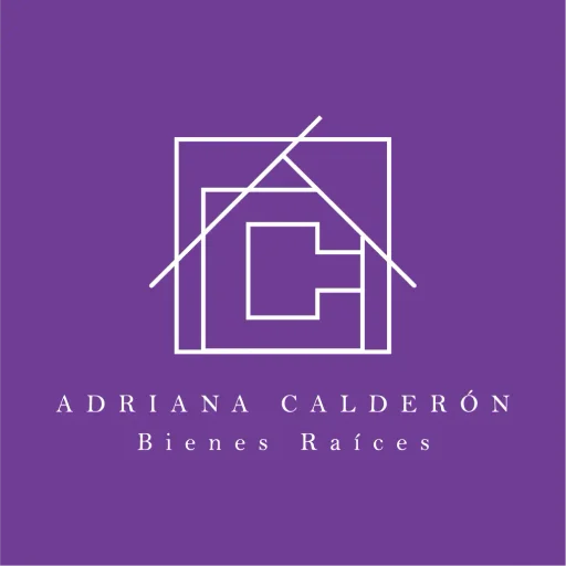 Adriana Calderón
