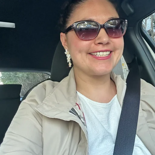 Leslie Carrillo