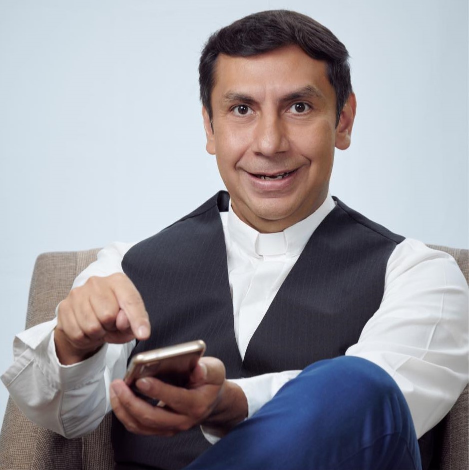 Padre Daniel Barajas