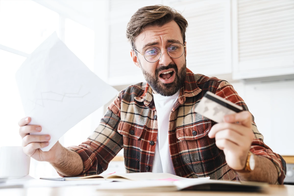 Book: Total Money Makeover (Avoid Consumer Debt)