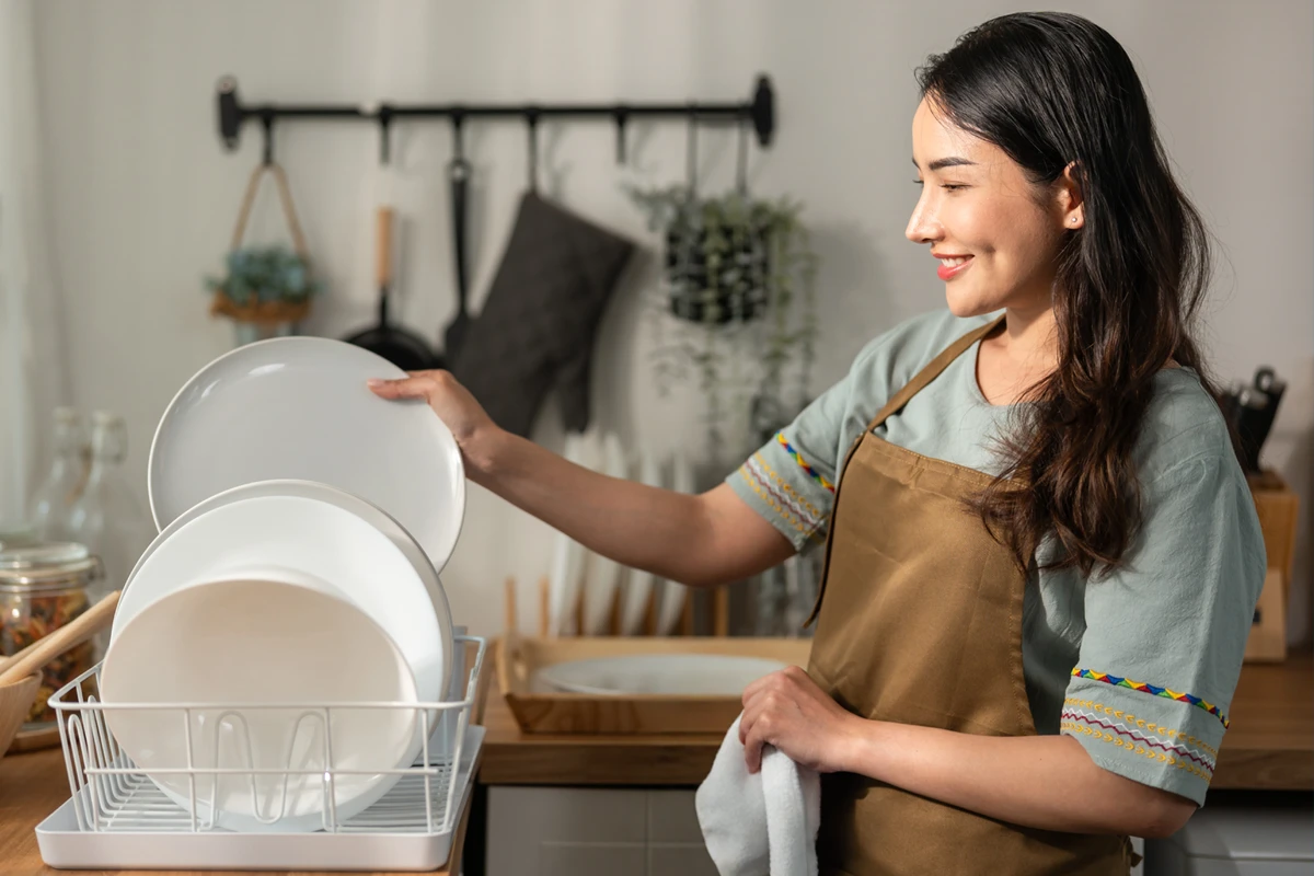 Embrace Frugal Living By Saying NO To Paper Towels