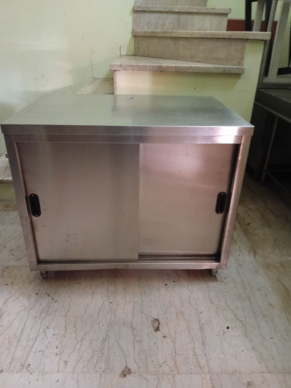 Kitchen Equipment Stainless di Jakarta Barat Bergaransi - Sahabat Kitchen