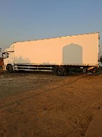 Mercedes Benz Axor photo 5