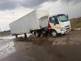 Hino 300 trialxe 4 boxed photo 1