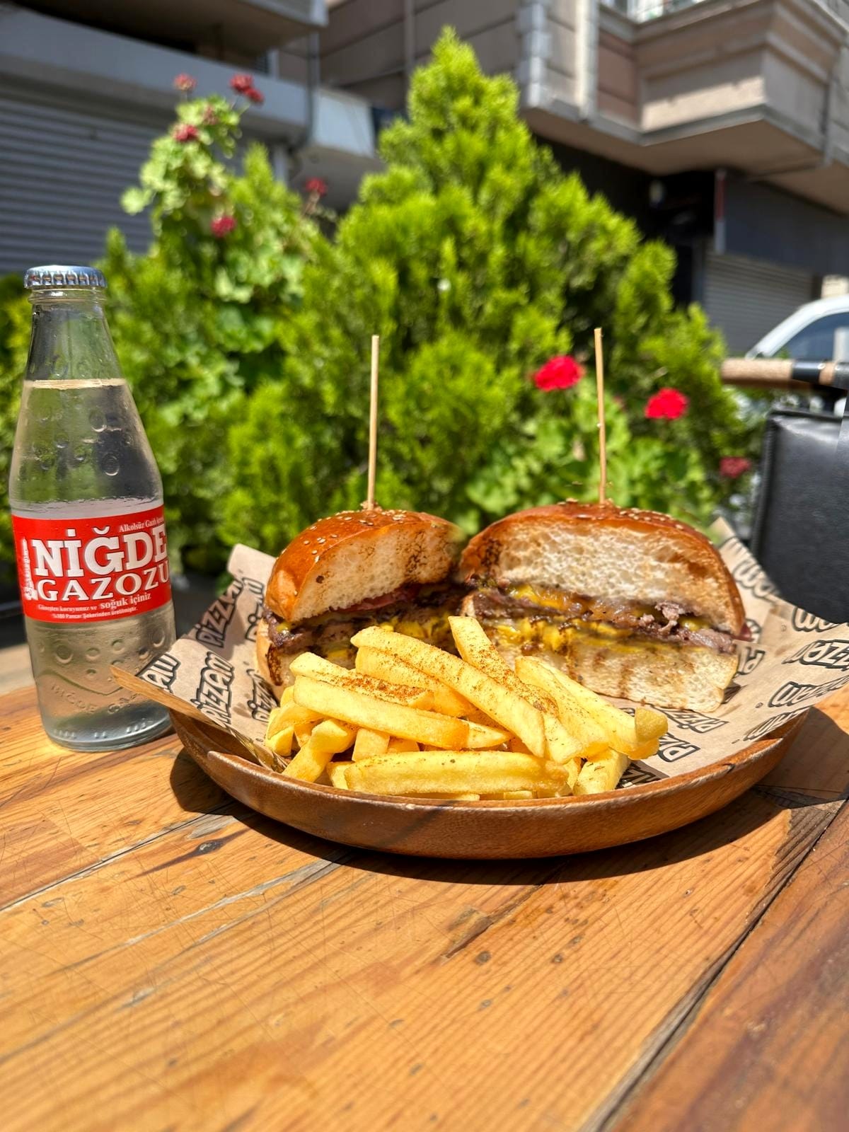 Pastırmalı Burger