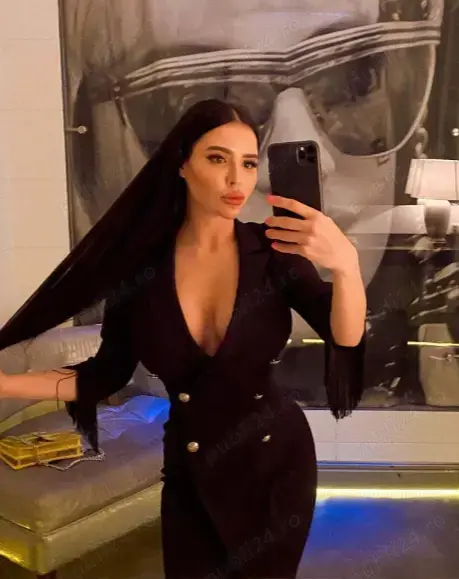 Erika - escortă în București