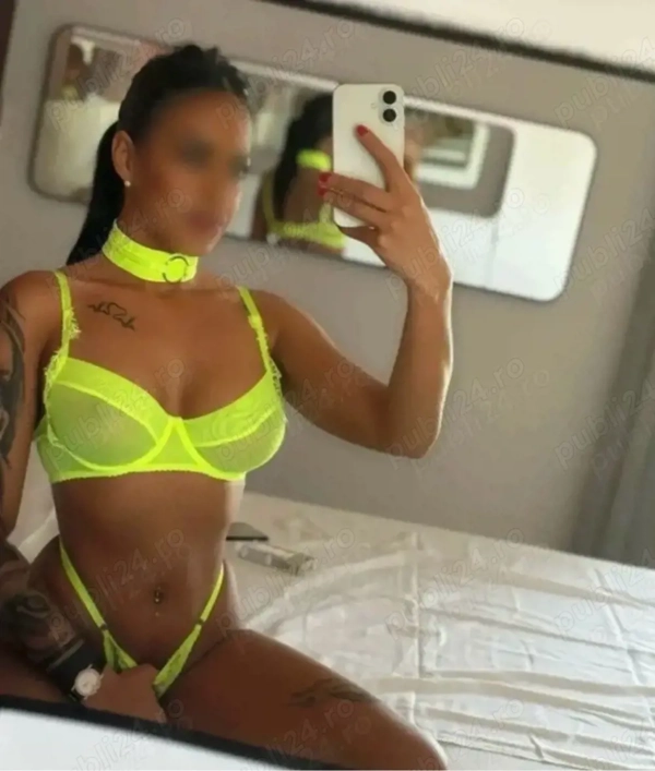 Bruneta sexy - escortă în Vaslui