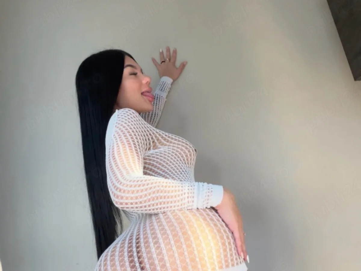 Roxy - escortă în București