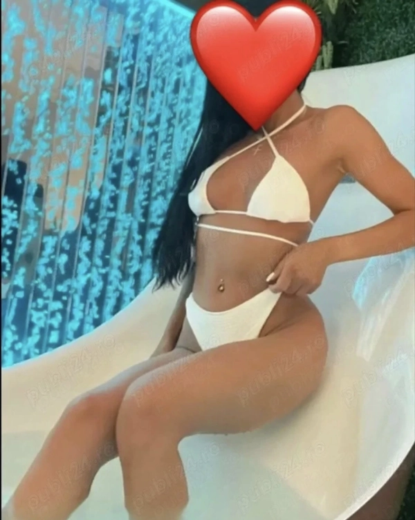 Bună fac deplasari am si locație palas doar cateva zile - escortă în Iași