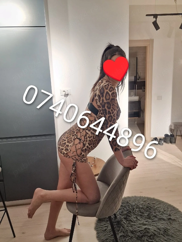 Adriana - escortă în Otopeni