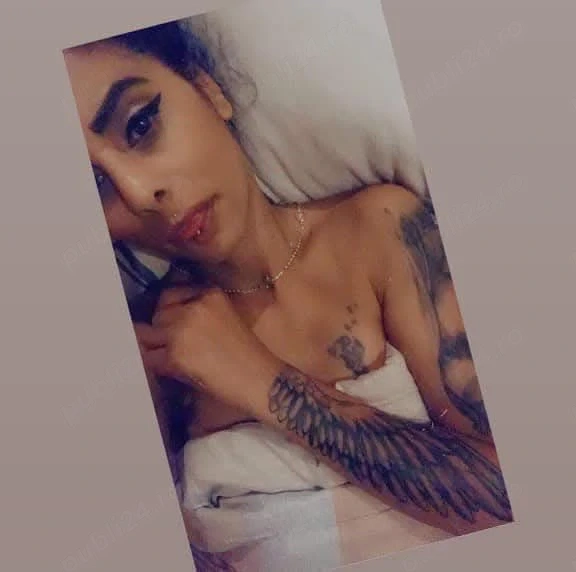 Maya  - escortă în Slatina