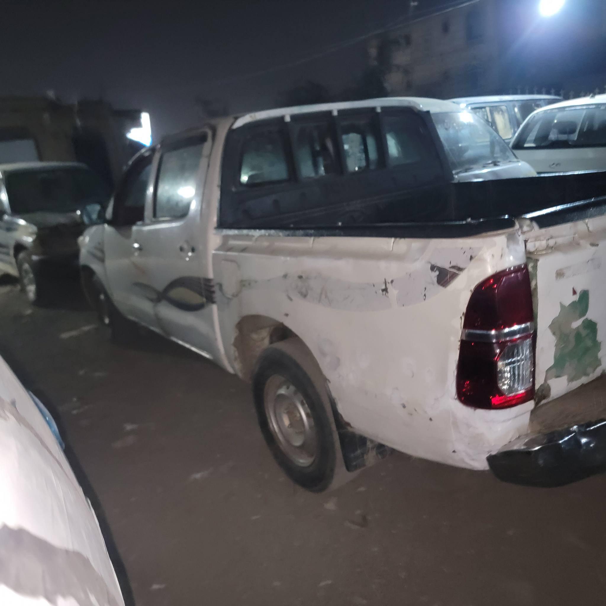 ‏هايلوكس موديل 2006 للبيع - 1