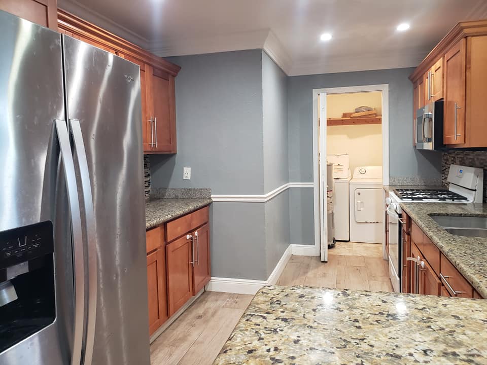 Furnished 2 Bed Hudson Estates