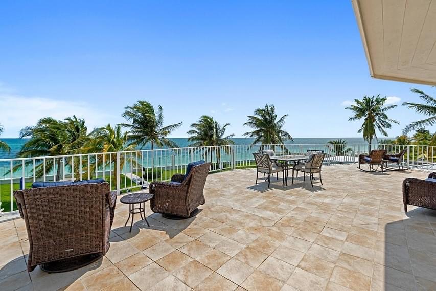 29 Seagrape Lane Beachfront photo 3