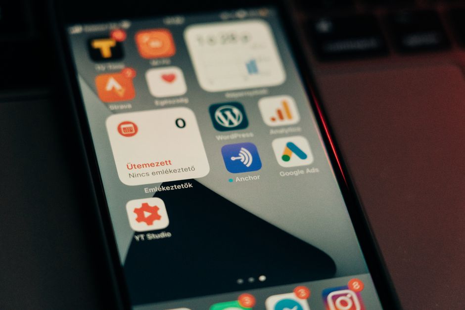 Supporting visual for How to Add Push Notifications to Your Mobile App