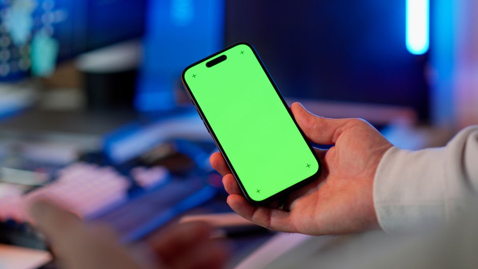 Featured image for How to Run a Beta Test for Your Mobile App