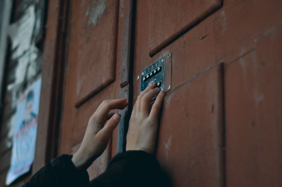 Supporting visual for Summer Break-In Awareness: Strengthening Your Door Security