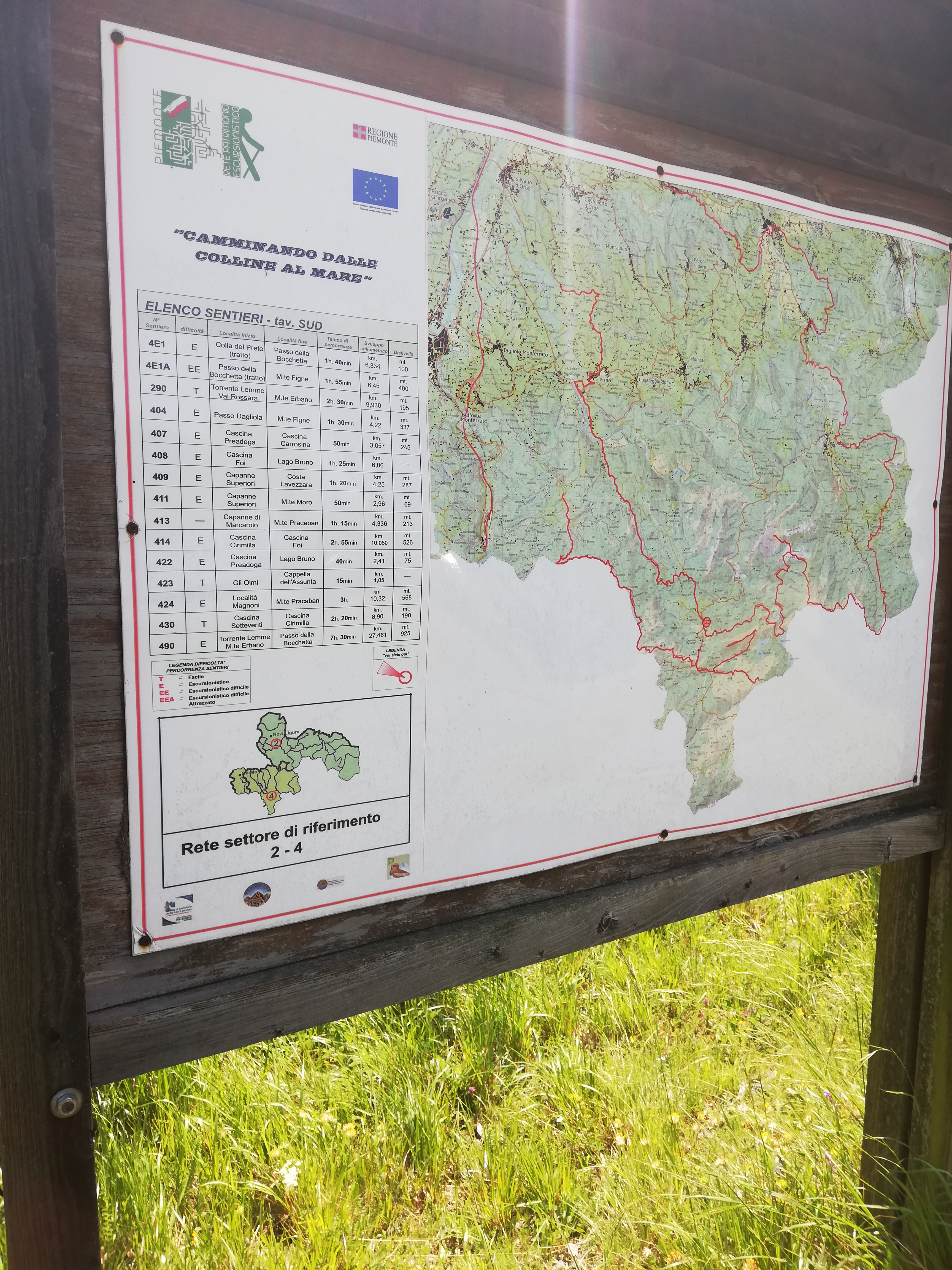 Il territorio delle Aree protette dell' Appennino ligure-piemontese dove si trova Capanne di Marcarolo e la zona monumentale della Benedicta